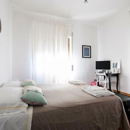 I Quattro Gattoni Hotel Napoli Bagian luar foto