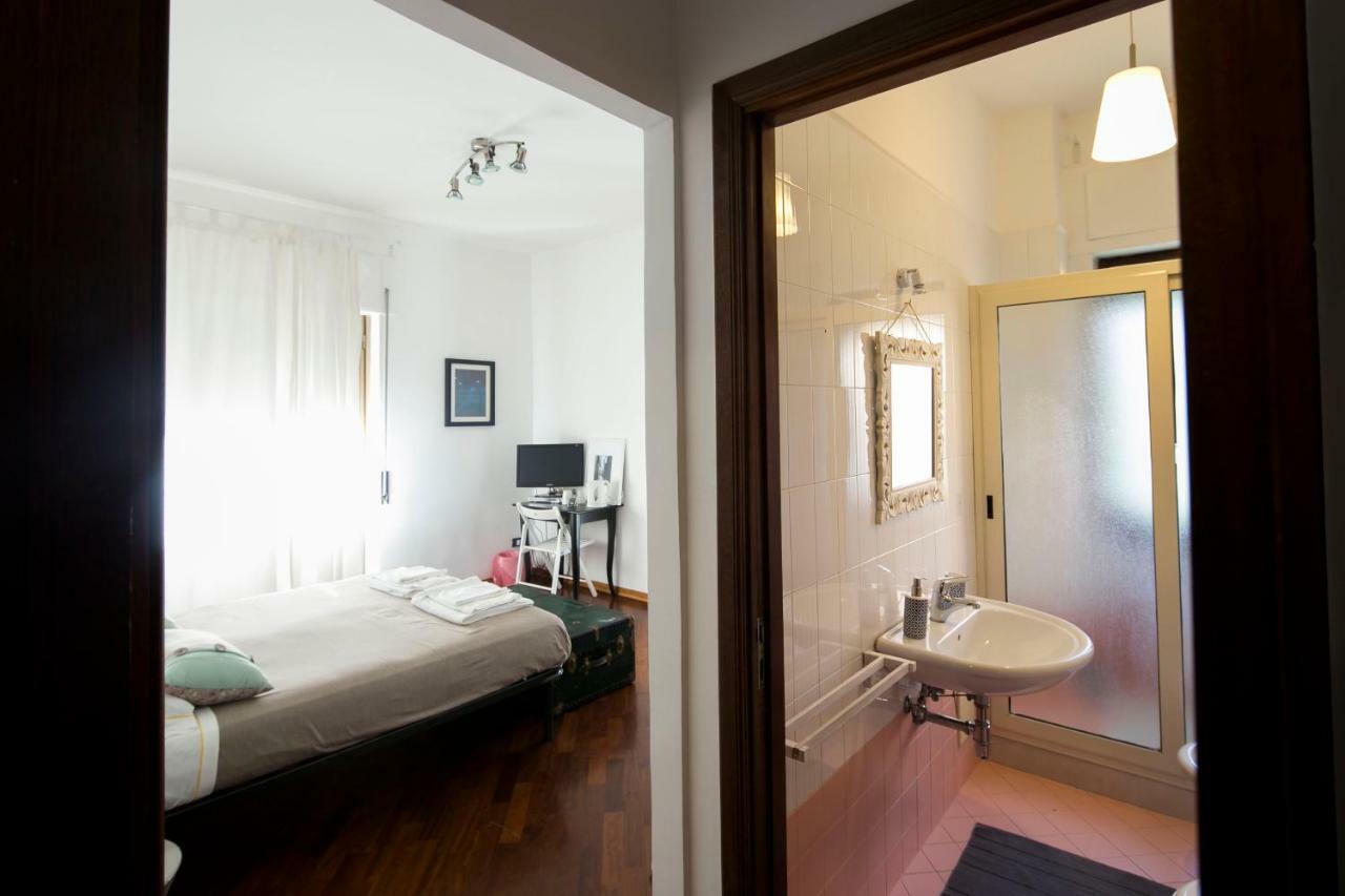 I Quattro Gattoni Hotel Napoli Bagian luar foto